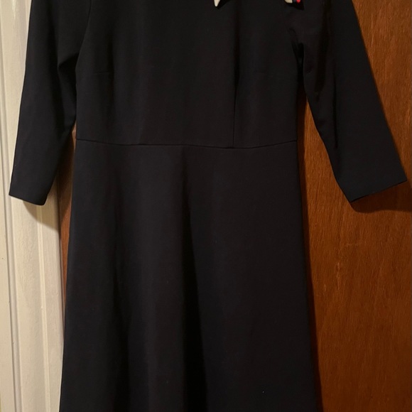 Elegant Midi Dress - Picture 2 of 6